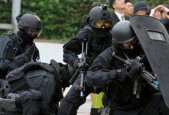 绝地求生防爆盾使用方法是什么？如何正确使用？