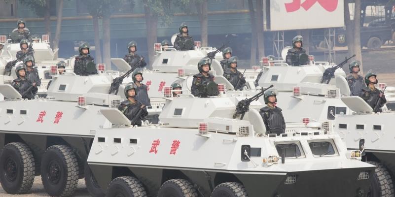 亮剑反恐精英特效版怎么样？特效版的游戏体验和特点是什么？  第1张